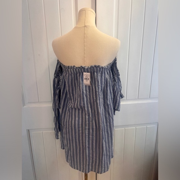 American Eagle Off The Shoulder Striped Dress Size Medium NWT - Picture 2 of 3